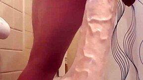 i'm self pleasuring with dildos and toys, feeling so good