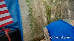 jaynelynne receives two loads of cum in bareback session