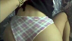 la secretaria es bien putita y se deja coger por su jefe por aumento de sueldo