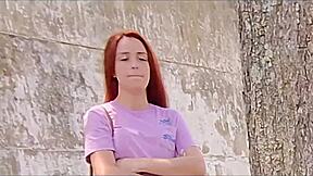 Oh N�o Galo Estranho Se Masturbando Em P�blico