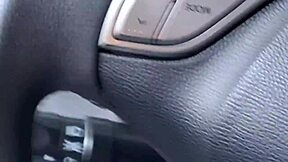 Oh N�o Galo Estranho Se Masturbando Em P�blico