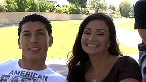 Oh, Fucking This Slutty Mom So Hard!