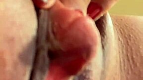 My name! she shouted during muff diving, rosa vermelha