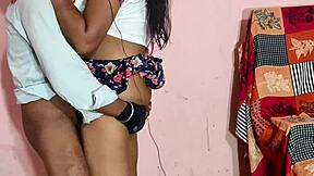 desi chubby bhabhi fucks boss in hotel room