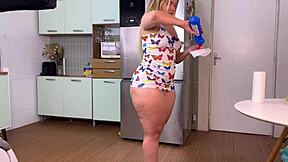 Little bitch cleaning the refrigerator with her hairy pussy