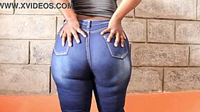 big ass milf shows off her curves casually