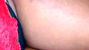 Can you believe this African BBC fucking sexy ebony in interracial cumshot?