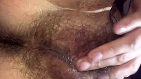 My Wet Leaking Pussy Moaned Loudly Until She Cum