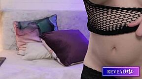 i love watching horny milf masturbate with fingering