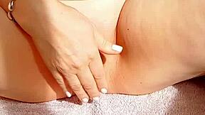 Mature Wife Flashes Close Up Yoni Massage In Homemade Exhibitionist Scene