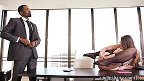 Naughty And Busty Secretary Finger Fuck Her Pussy In Front Oof Her Boss And Suck His Bbc - Isiah Maxwell Gia Derza