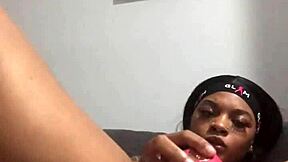 upclose hairy pussy play