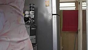 Pregnant Woman Shows Off Her Big Ass And Mature Body