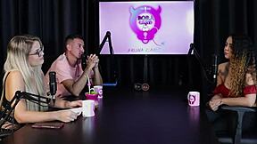 come ou pra deixar de ser clt nao faz hard e hetero mas grava com mulheres e e acompanhante - charllottye sheer red