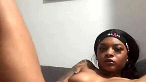 upclose hairy pussy play