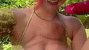 Solo Girls Outdoor Masturbate