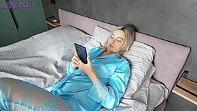 Stepmom Seduces Stepson with Bare Feet and Rides Him Hard