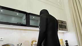 The world's first fantastic AI butler to serve and cum