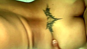 jugando con su cuerpo perfecto tuve que correrme dentro