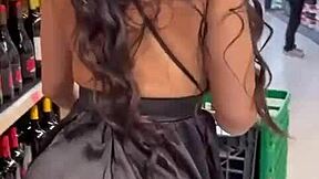 Big ass flashing in supermarket