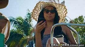 Big Butts Love It Big! Bethany Benz Booty Scene!