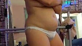 Steffi dances her pussy on new year!