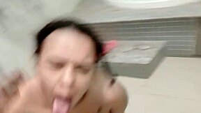 Comendo Cuzinho Da Ninfetinha Safada Da Mulher Do Meu Trabalho No Motel Dentro Da Hidromassagem