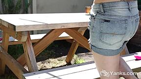 have you seen hot yanks anne melbourne's awesome outdoor orgasm?