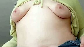 Curvy Swedish Amateur Agnes Rose Wet Pussy Fingering And Squirting