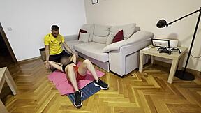 Atractiva Latina Se Folla A Su Entrenador Personal