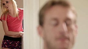 Petite Babe Pleasured In Sixtynine Position