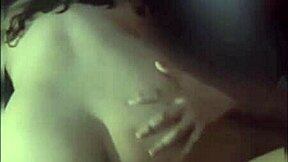 Latina Doña Mary gives amazing sentones in gym!