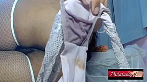 Мръсни гащички и косеста путка