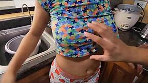 Big ass 18-year-old stepsister from university gets sexy homemade fucking