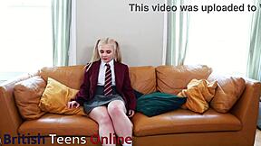 Ellie Shou Fucks Herself