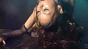 i enjoy watching a beautiful japanese dance