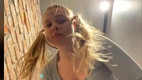 Fingering Anal Close Up Public Masturbate Sit on the Cam