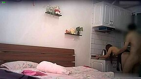 国产av附近约的少妇跪下来给我口爆吃得很认真口活技术很不错