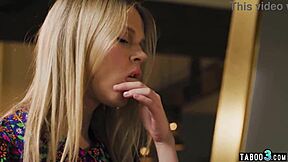 Lauren Phillip makes her teen gf Coco squirt!