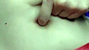 Gym trainer's belly fetish?