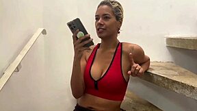 My friend's wife gives delicious pussy