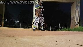 i masturbate on the street