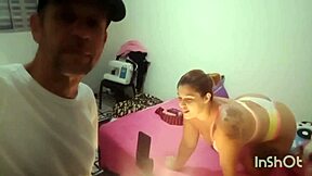 Ruiva Leva Pau Na Buceta Sem Camisinha Até Encher De Leitinho Dentro