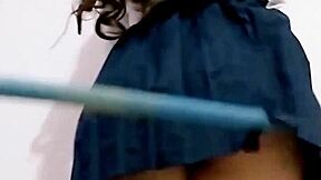 mi sobrinastra no deja de provocarme con faldas cortas y hoy me la cojo con faldita de escuela despues de anos de calentarla casero