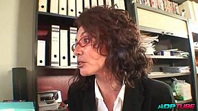 Mature mom gets her ass fucked during the job interview