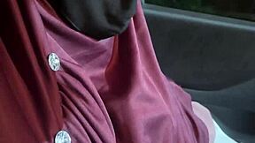 Beautiful Muslim Hijab Woman Wants To Be Pregnant Hindi Audio Sex Video.