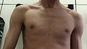 Novinho Pauzudo Gozando Muito Gostoso