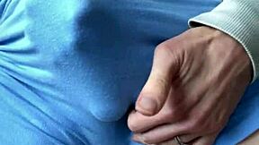 Charlotte star enjoys a solo gym session in shorts with aussie milf vibes