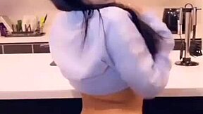 BEAUTIFUL cute girl in stunning display!!