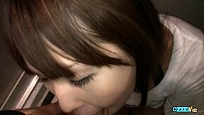 I approched the asian girl masturbatin in the buildin hallway